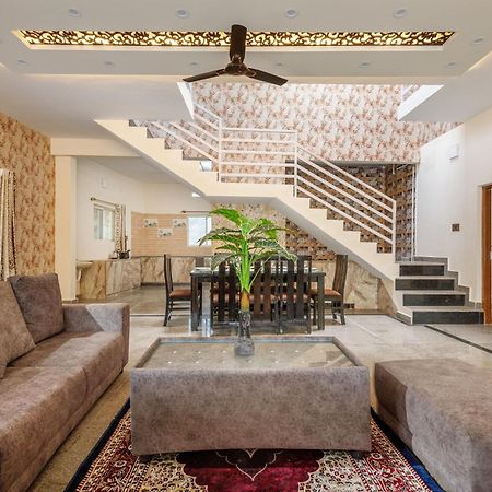 Villa Exotica By Stayjade5Bhkpoolacprojector Denkanikottai Екстер'єр фото